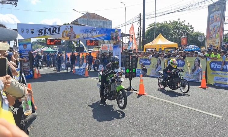 Cuci Motor Salju Rizal: Sentuhan Bersih untuk Motor Cilacap yang Tahan Cuaca
